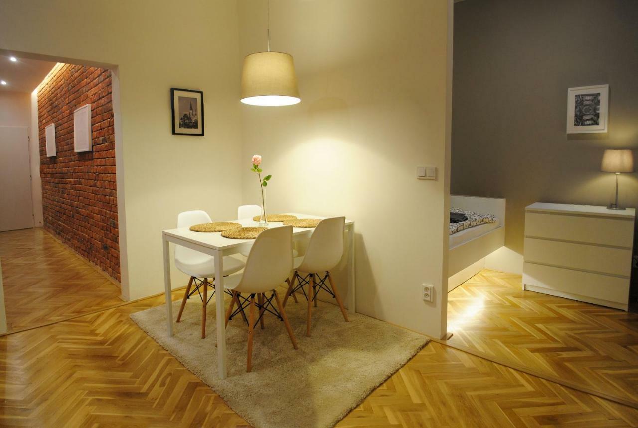 אולומוץ Apartments Centre In Style מראה חיצוני תמונה
